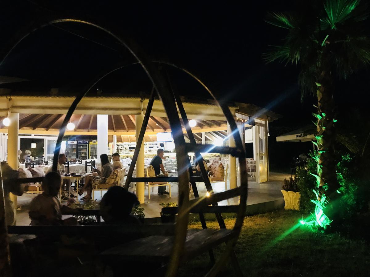 Kompleksi Turistik Edir Orikum Luaran gambar